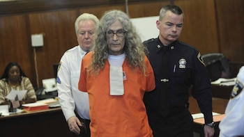 Tras múltiples juicios y apelaciones, Rodney Alcala fue finalmente condenado por cinco asesinatos en primer grado (Reuters)