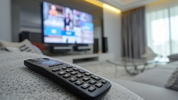 La medida principal siempre será desconectar el TV cuando no se use. (Imagen Ilustrativa Infobae)