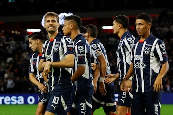 Soccer Football -LIGA MX – Quarter Finals - First Leg – Monterrey v Pumas UNAM - Estadio BBVA, Monterrey, Mexico - November 28, 2024 Monterrey's Sergio Canales celebrates scoring their first goal with teammates REUTERS/Daniel Becerril