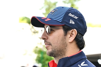 Checo enfrentó diferentes adversidades que no le permitieron dar su mejor actuación a bordo de su monoplaza RB20 (EFE/EPA/NOUSHAD THEKKAYIL)