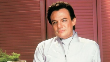 José José es recordado como el Príncipe de la Canción por su excepcional calidad vocal (José José)