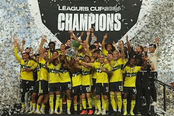 Columbus Crew festeja con el