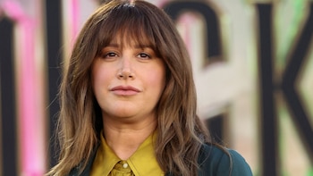 Ashley Tisdale habló sobre la alopecia areata, una enfermedad que la ha acompañado desde sus 20, ligada a momentos de estrés (REUTERS/Mario Anzuoni)