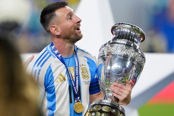 Lionel Messi se consagró de la Copa América 2024 con la Selección
(AP Foto/Rebecca Blackwell)