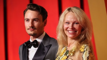 Pamela Anderson contó que recibió el guion de manos de su hijo cuando ella estaba en su casa de Canadá 
(Créditos: REUTERS/Danny Moloshok)