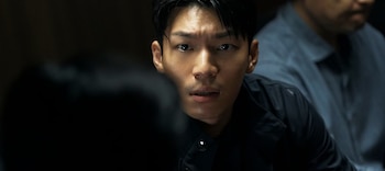 Jun-ho se rehúsa a dejar