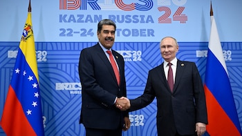 Nicolás Maduro junto a Vladimir