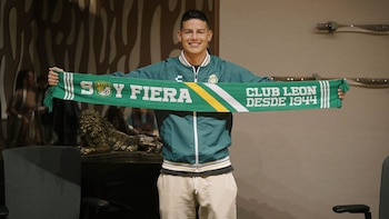 James Rodríguez firmó con León