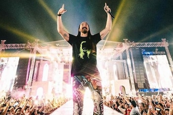 A sus 46 años, Steve
