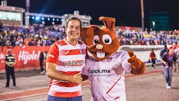 Carlos Lazo tenía diversos equipos