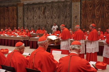 El cardenal italiano Giacomo Biffi,