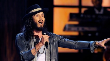 Russell Brand ha sido formalmente