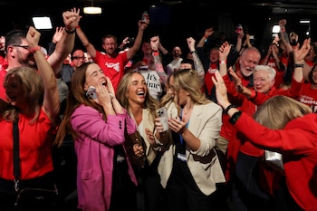 Partidarios de Albanese, celebran en