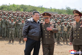 Kim Jong Un asiste a