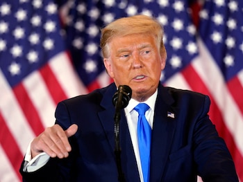 Donald Trump firmó la nueva