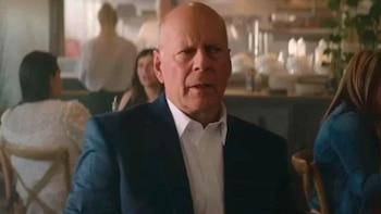 El director de "White Elephant"