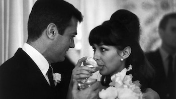 Tony Curtis en su matrimonio