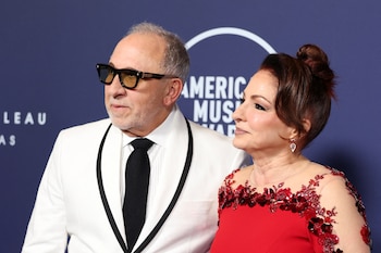 Su esposo Emilio Estefan compuso