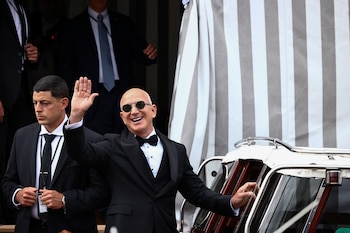Jeff Bezos, al borde del