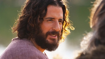 Jonathan Roumie interpreta a Jesús