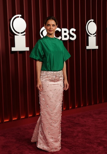 Katie Holmes ha mantenido un