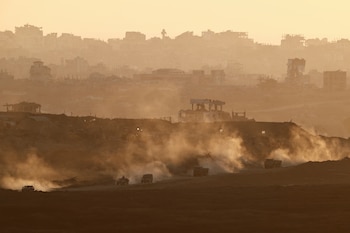 Un convoy militar israelí maniobra