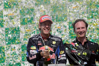 Christian Horner celebrando con Sebastian