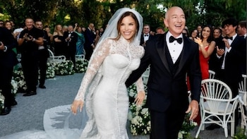 Lauren Sánchez lució diversos vestidos,