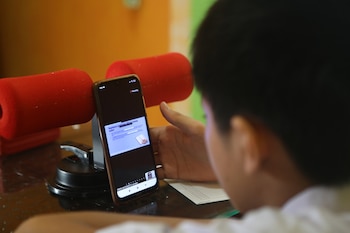 Un estudiante siguía una clase