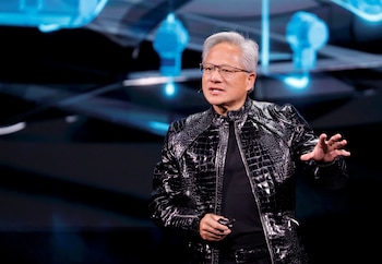 Jensen Huang presentó Alpamayo como