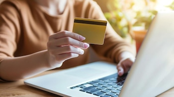 Transferencias, criptomonedas y tarjetas de
