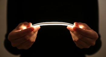 El sistema emplea bombillas LED