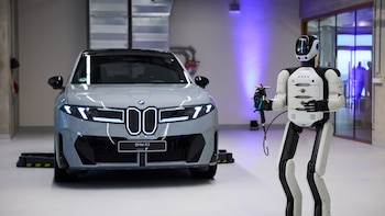 El robot AEON se encargará