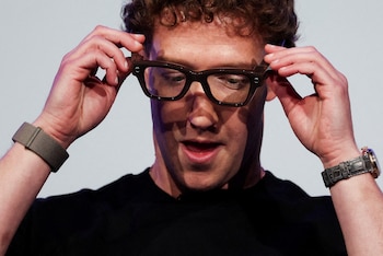 Mark Zuckerberg es un programador y empresario estadounidense, mundialmente conocido por ser el cofundador y CEO de Meta. 
    
REUTERS/Carlos Barria 