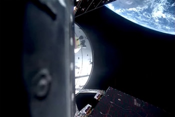La nave Orión deja este 2 de abril la órbita terrestre para dirigirse a la Luna. (NASA)